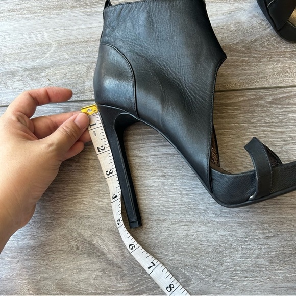 Jeffrey Campbell Sine Leather Bootie - Picture 12 of 13